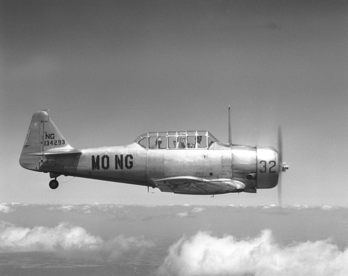 2t6 110th FS71st FG AT6D edit.jpg