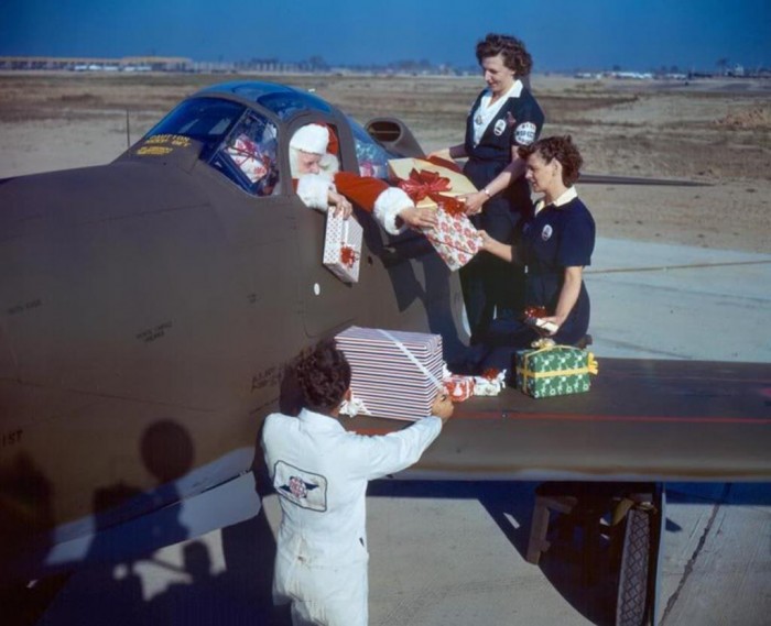 P_39_color_Santa_zpsddb85957.jpg (77.25 KiB) Viewed 1047 times P_39_color_Santa_zpsddb85957.jpg