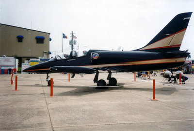 L-39 Northern Lights N4351H001.jpg