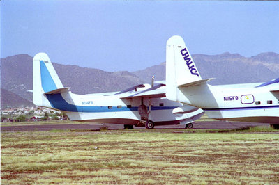 N-114FB HU-16 Falcon Field001.jpg