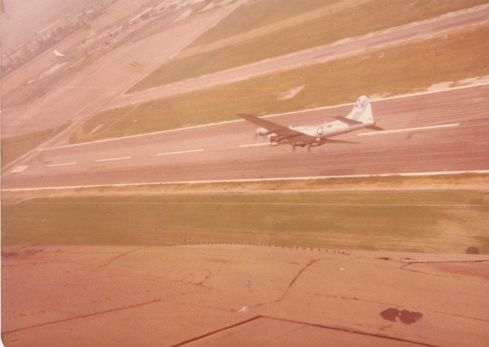 B-17 taken from PoF B-25, Chino Airshow resize.jpg