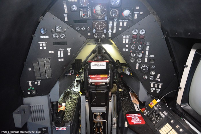 SR-71sim_front.jpg